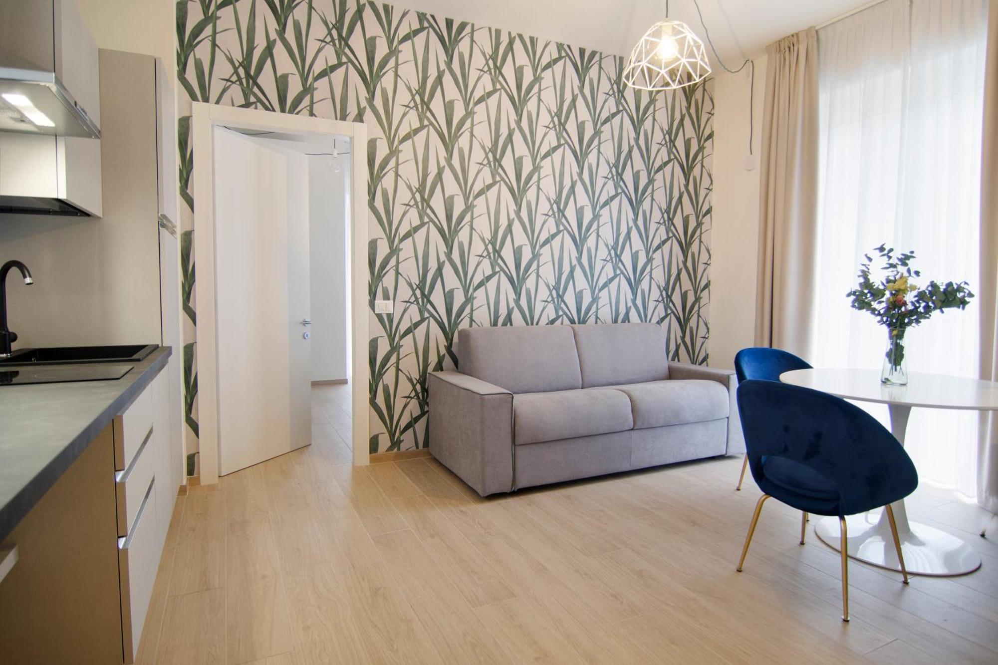 Gigi Suites&Apartments สเตรซา ภายนอก รูปภาพ