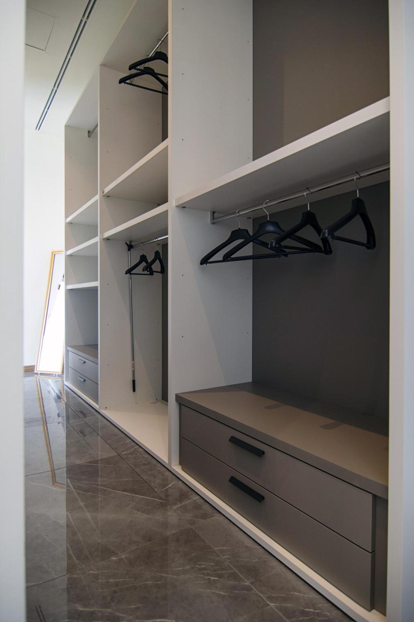 Gigi Suites&Apartments สเตรซา ภายนอก รูปภาพ